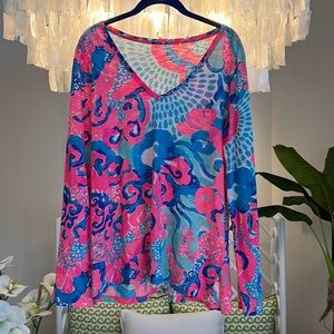 Lilly Pulitzer 100% cotton pink and blue top size large.